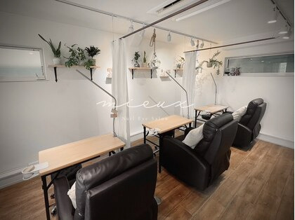 Nail Eye Salon mieuxの写真