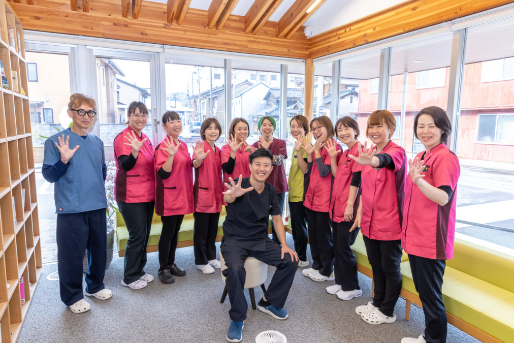 上田歯科医院（歯科衛生士の求人）の写真5枚目：