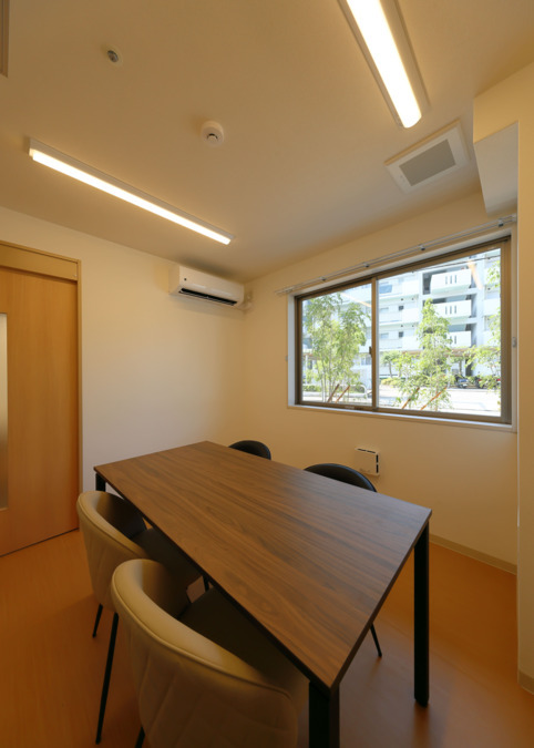 ドクターサンゴ守口【2025年07月22日オープン】（介護職/ヘルパーの求人）の写真7枚目：相談室