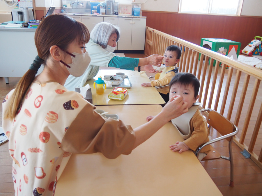 保育園チャイルド（調理師/調理スタッフの求人）の写真3枚目：月齢に合わせた離乳食や食物アレルギーにも対応しています。