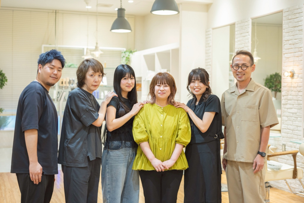 ヘアーリール横代店の写真
