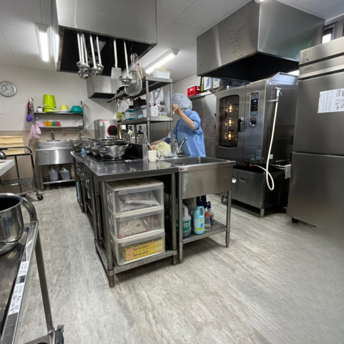 有限会社ワークアップ 特別養護老人ホーム越谷れんげの杜内の厨房(調理師/調理スタッフの求人)の写真3枚目: