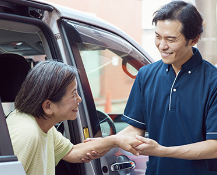 レッツ倶楽部 青木（介護職/ヘルパーの求人）の写真2枚目：