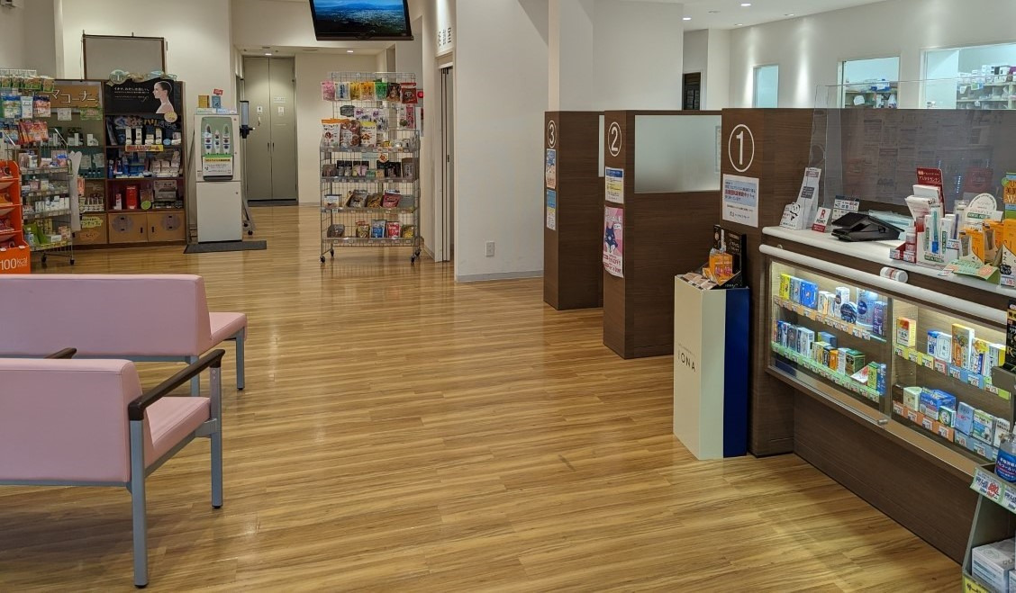 ファーマライズ薬局 三方原店（薬剤師の求人）の写真3枚目：三方原店　待合室