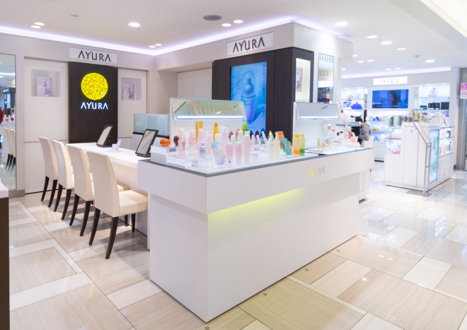 アユーラ 東武百貨店 池袋店の写真1枚目：