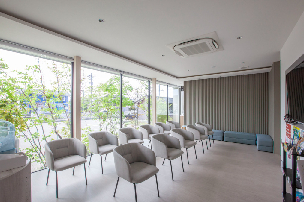 かほくCUBE歯科・矯正歯科（歯科医師の求人）の写真2枚目：