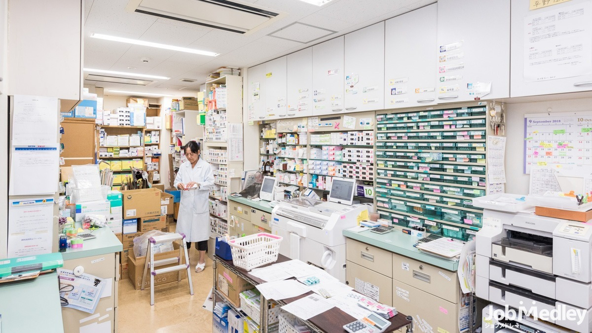 すずらん薬局センター北店（薬剤師の求人）の写真5枚目：「薬のプロフェッショナル」として、日々知識と経験を磨ける職場です