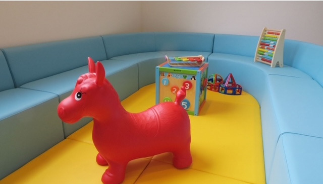 あおぞら赤ちゃん子どもクリニック亀有足立小児科（医療事務/受付の求人）の写真3枚目：