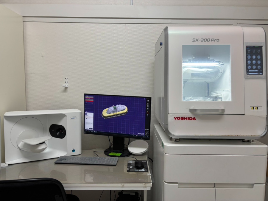 らぶ歯科医院(歯科医師の求人)の写真7枚目:本院には技工部も併設しています。