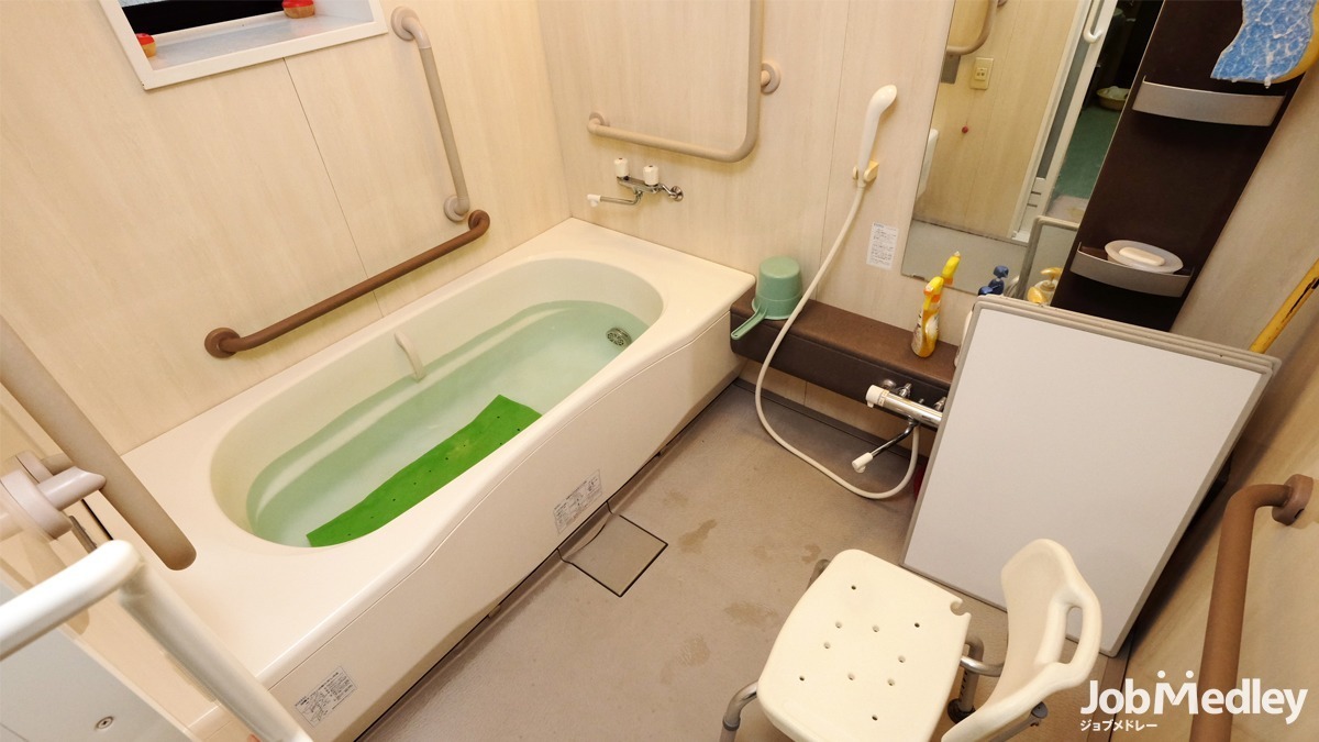 グループホームエーデルワイス四葉の写真7枚目：日常生活動作を繰り返し行う事によって認知症の進行の防止を図ります