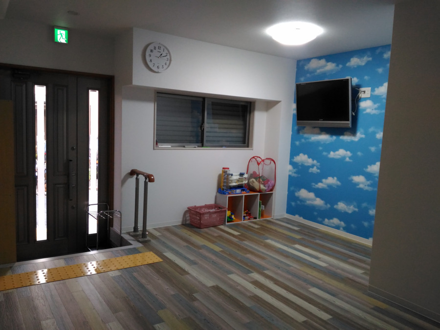 ケアサービスあかり（介護職/ヘルパーの求人）の写真8枚目：放課後デイサービスの内面です