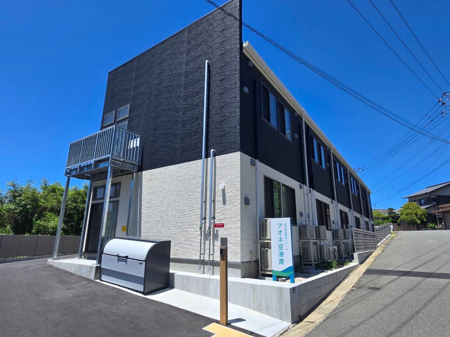 アオネ空港南の画像