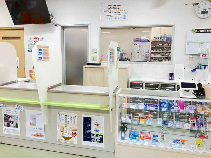 上六薬局　本店（調剤事務の求人）の写真2枚目：