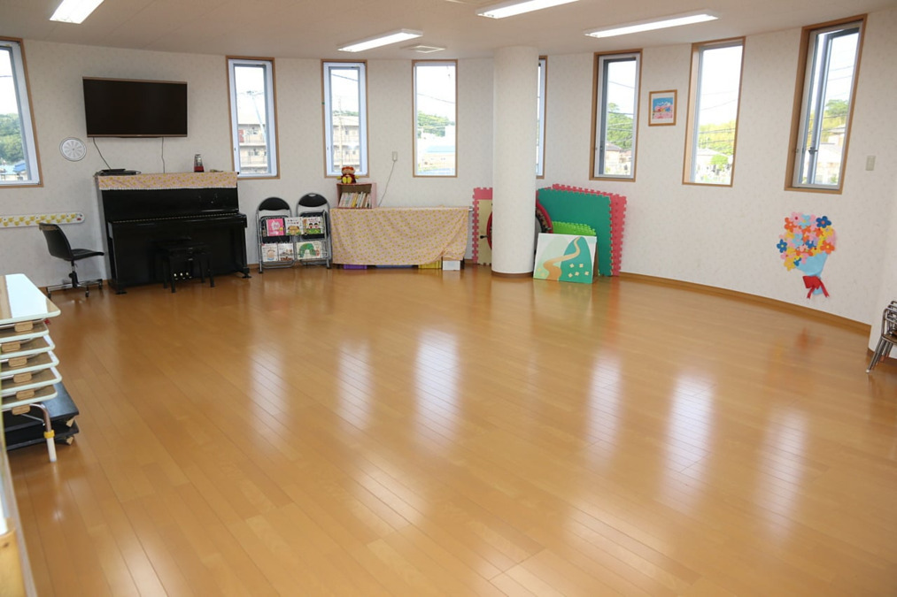 認定こども園　葵幼稚園（保育士の求人）の写真4枚目：