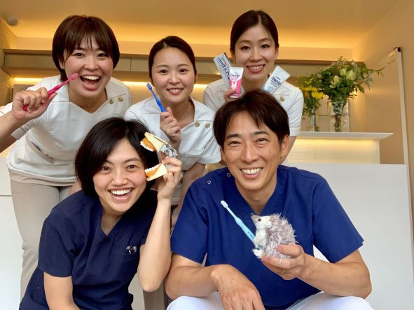 タナカ歯科医院（医療事務/受付の求人）の写真5枚目：ご応募をお待ちしています！