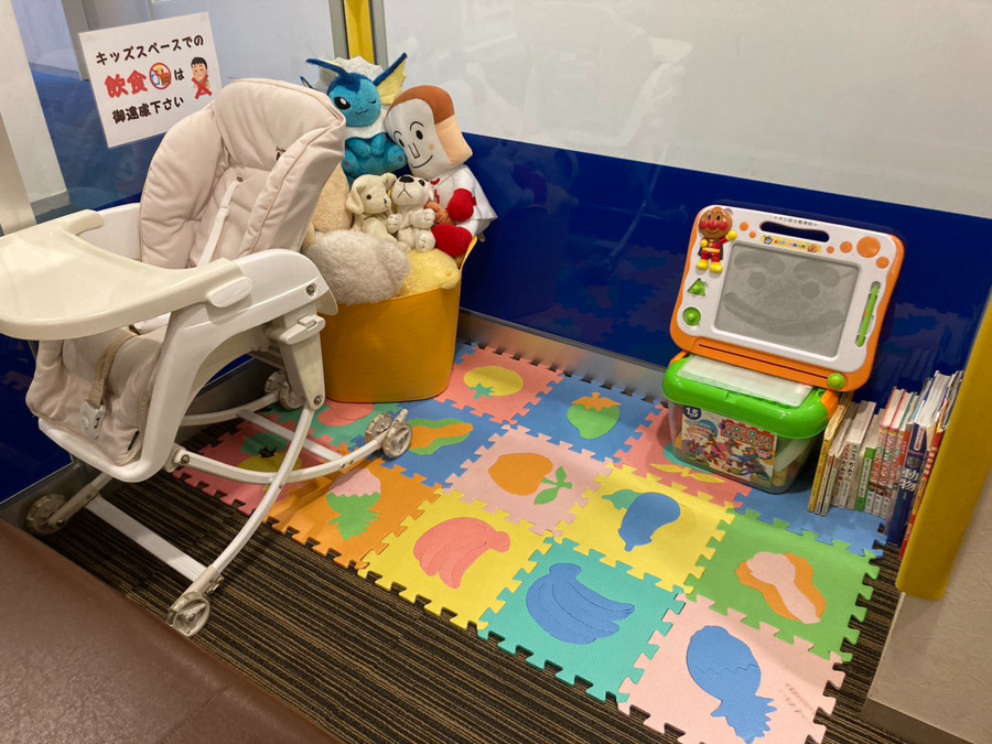 共立総合整骨院 町田鶴川院（柔道整復師の求人）の写真10枚目：お子さん連れの患者様にも安心して通っていただける環境を整えています。
