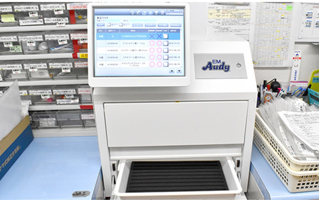 みやこ薬局 大宮店の写真3枚目:監査機器