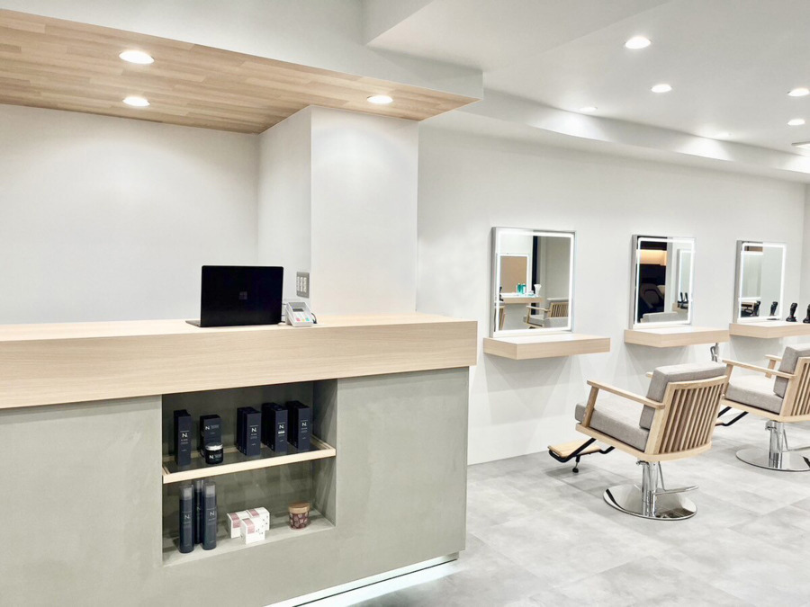 cast 三宮の写真