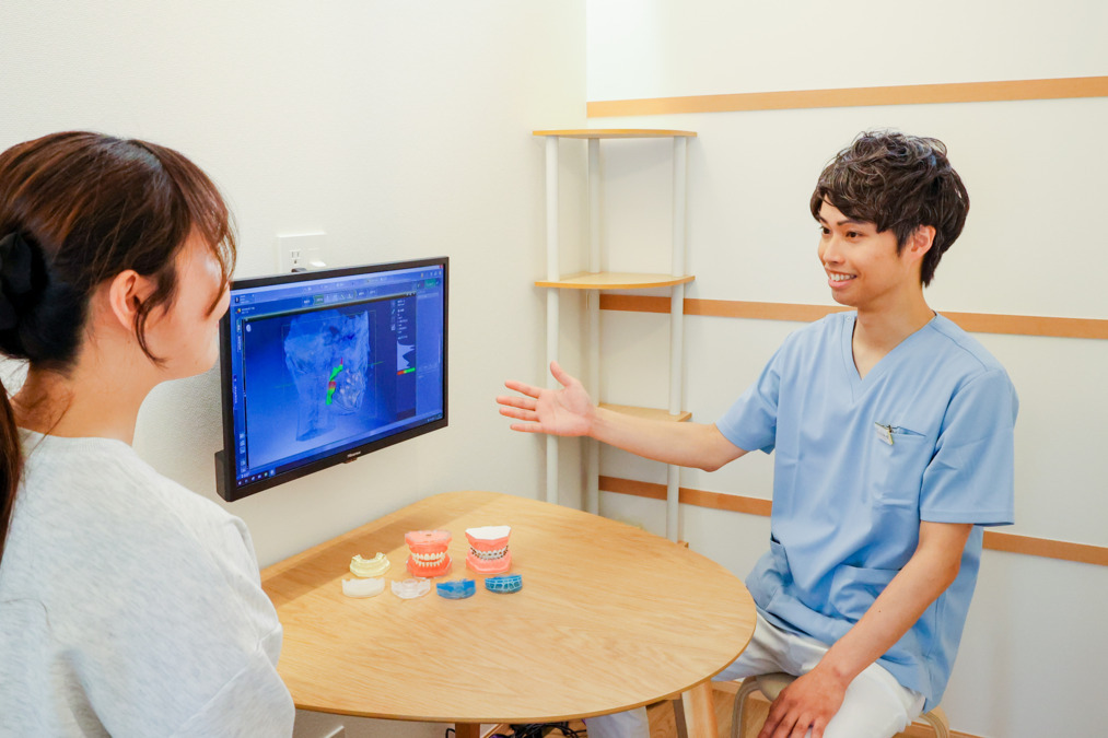 めぐり歯科こども歯科室【2025年06月オープン】（歯科衛生士の求人）の写真5枚目：カウンセリングルーム