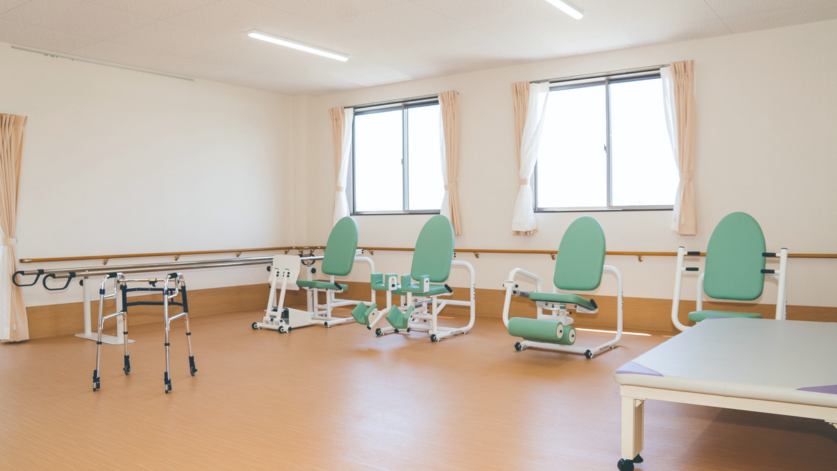 デイサービスセンターからふる沼津（あん摩マッサージ指圧師の求人）の写真2枚目：