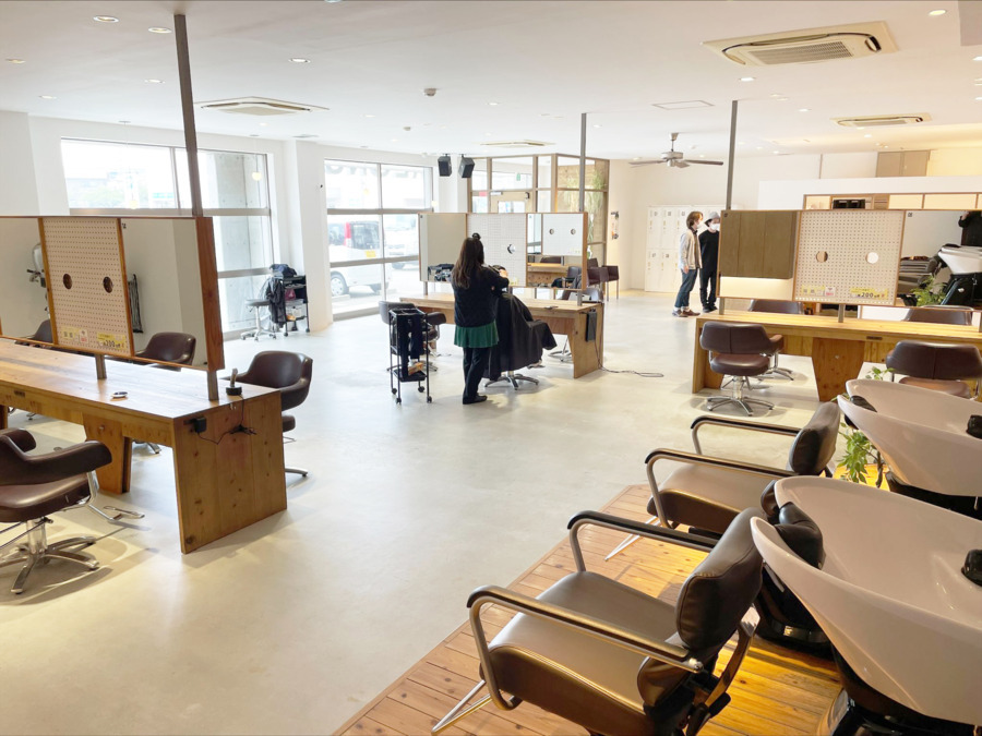 SALONS 徳島松茂店（美容師の求人）の写真8枚目：