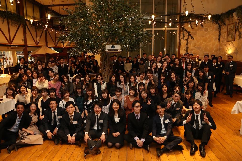 株式会社make synergy(医療事務/受付の求人)の写真2枚目:スタッフの年齢層も20代~30代と多くの若手が活躍しています。