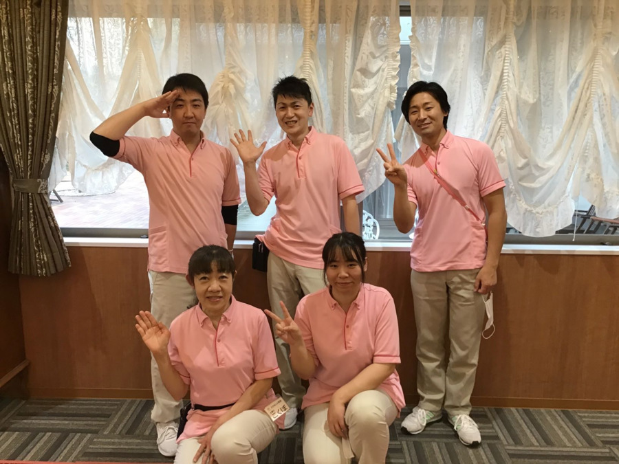 介護専用型有料老人ホーム エクセレント町田(介護職/ヘルパーの求人)の写真:皆さんの応募をお待ちしております!!