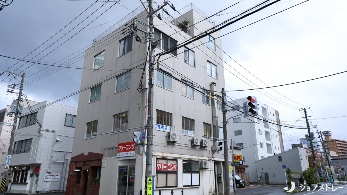 アサオ歯科医院（医療事務/受付の求人）の写真3枚目：地域に根ざして親しまれている歯科医院です。