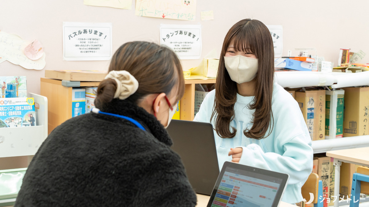 さくだいらキッズらぼ個のじかん(児童指導員/指導員の求人)の写真19枚目:情報共有を行いながら、支援の方向性を統一しています