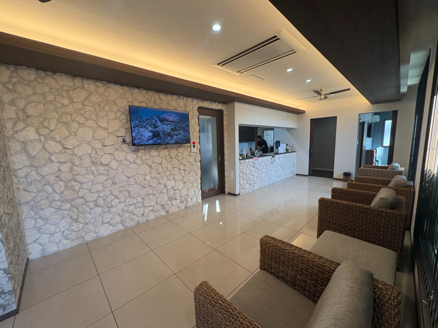 厚狭駅前歯科医院（歯科衛生士の求人）の写真2枚目：こちらは受付になります。