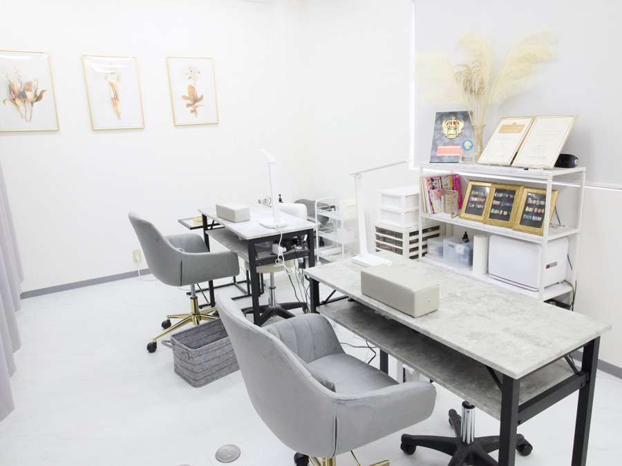 and.R（ネイリストの求人）の写真