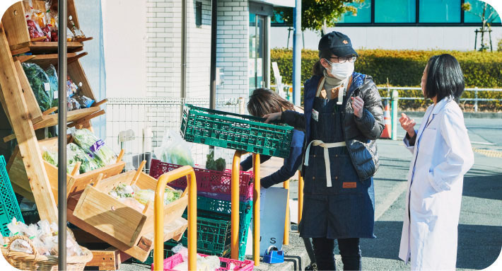 薬局ランタン 千歳烏山店（薬剤師の求人）の写真3枚目：薬局ランタン 千歳烏山店は野菜の販売も