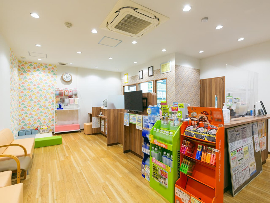 こむぎ薬局　高槻店（調剤事務の求人）の写真2枚目：