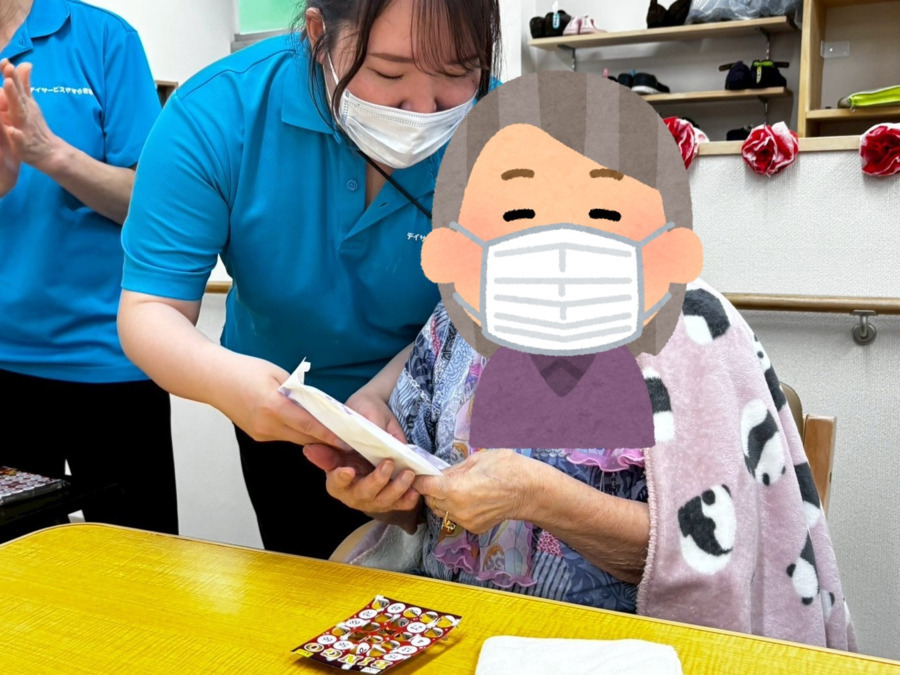 デイサービスやすらぎ邸東久留米（介護職/ヘルパーの求人）の写真2枚目：皆様へ寄り添い、その日が楽しかったと思える介護を目指しています