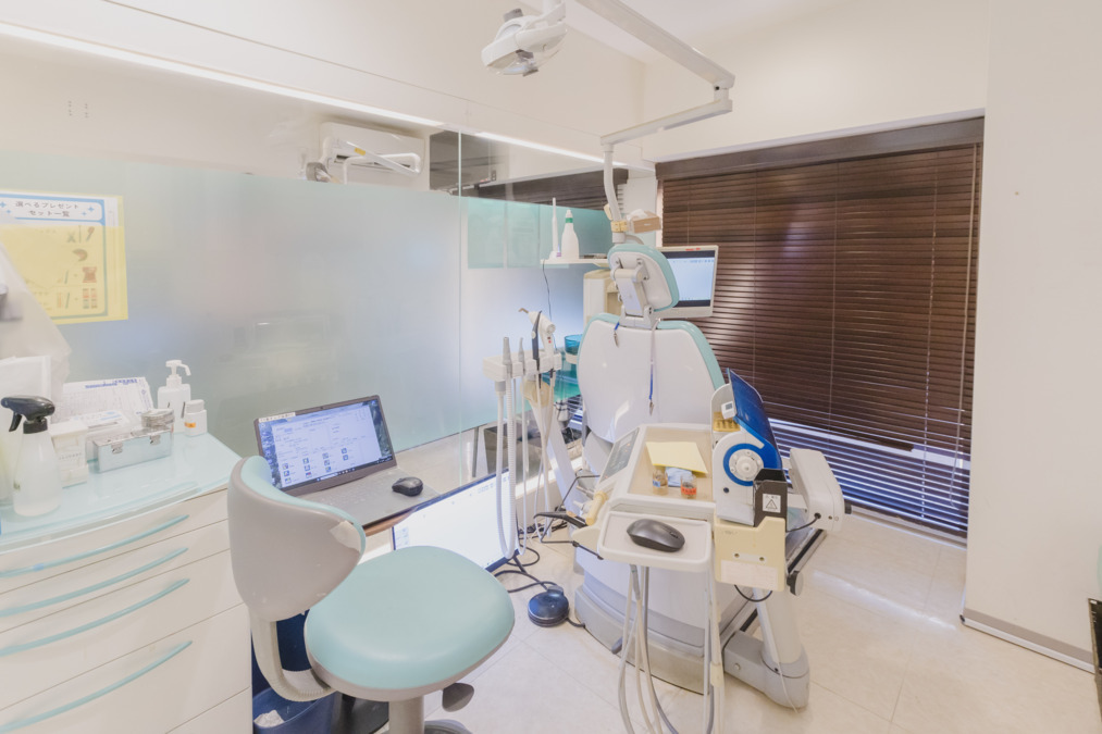 足立歯科クリニック(歯科医師の求人)の写真10枚目: