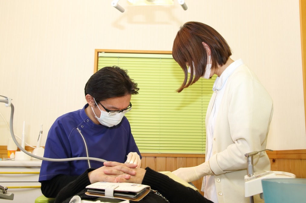 馬渕歯科医院(歯科助手の求人)の写真4枚目:歯周病治療も積極的