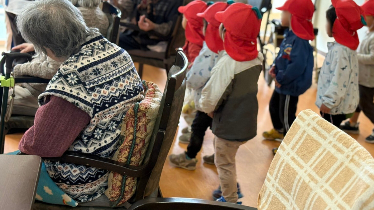 グループホーム「結」ケアセンターたまがわ（介護職/ヘルパーの求人）の写真15枚目：ハロウィンイベントの様子です