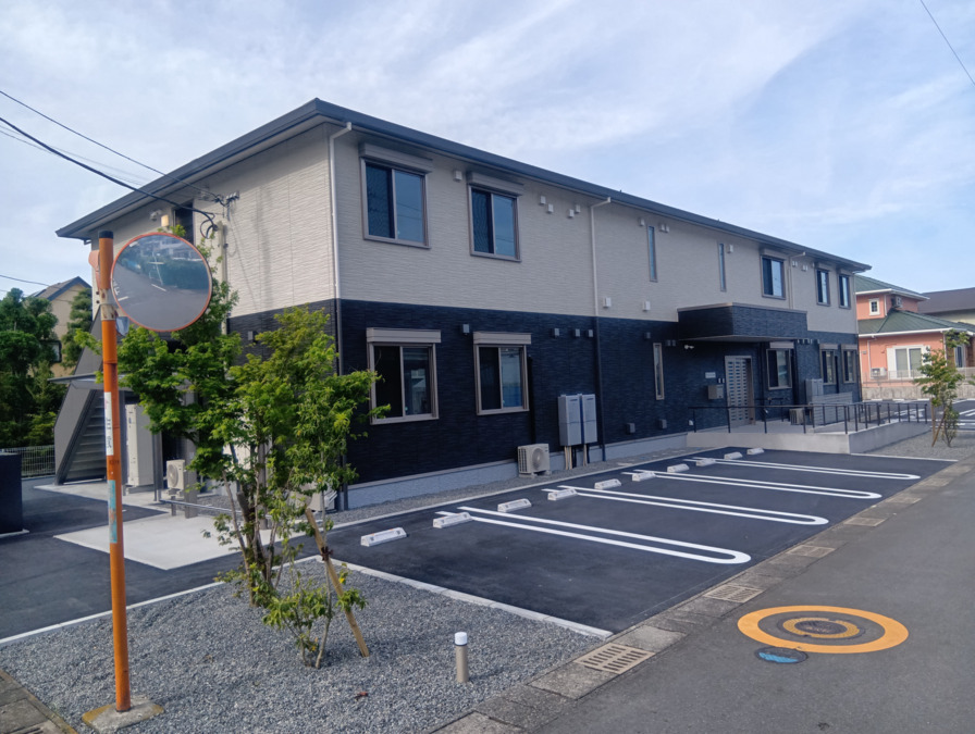 シャルール・下香貫の写真