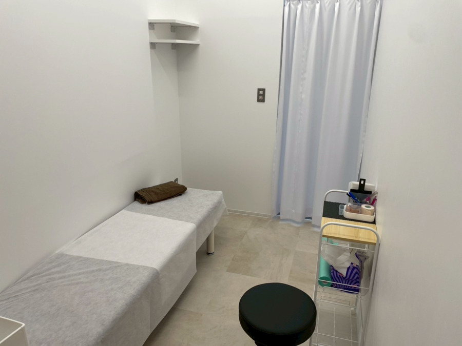 神奈川皮膚のできものと粉瘤クリニック 古林形成外科 横浜院【2025年04月01日オープン】（看護師/准看護師の求人）の写真4枚目：