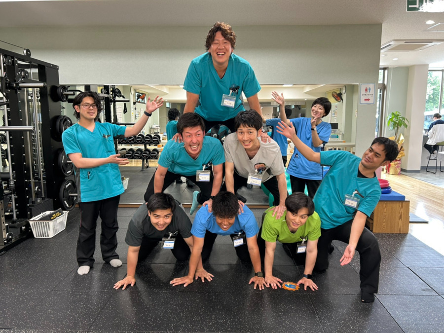 平山整形外科医院（理学療法士の求人）の写真3枚目：鍛えることが大好きな理学療法士