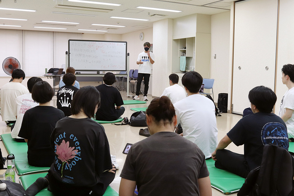 eviGym 渋谷公園通り店（インストラクターの求人）の写真5枚目：