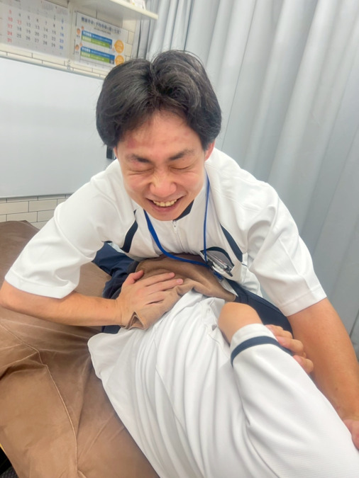 はぴねす鍼灸整骨院　阿倍野（柔道整復師の求人）の写真7枚目：経験問わず身に付く技術！