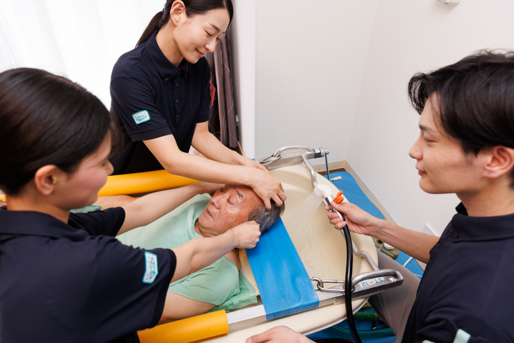 ツクイ町田森野(訪問入浴)(介護職/ヘルパーの求人)の写真3枚目: