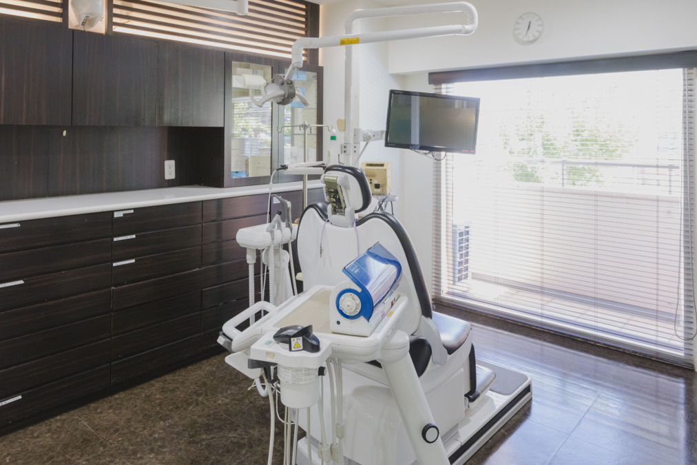 足立歯科クリニック(歯科医師の求人)の写真12枚目: