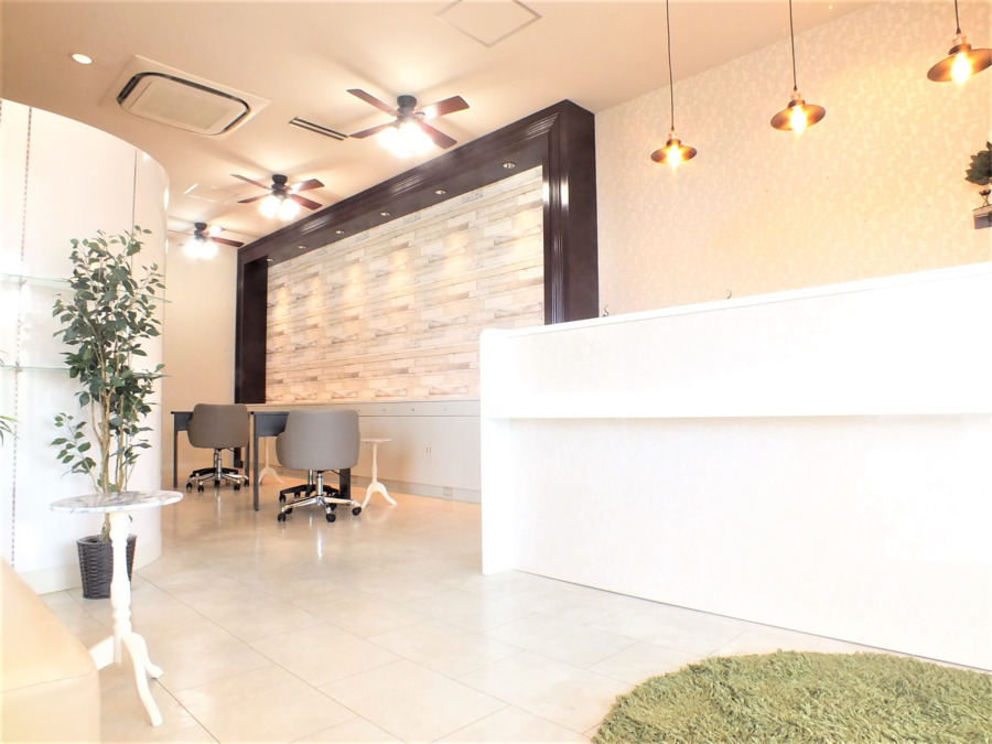 Luxxe 高林店の写真2枚目：