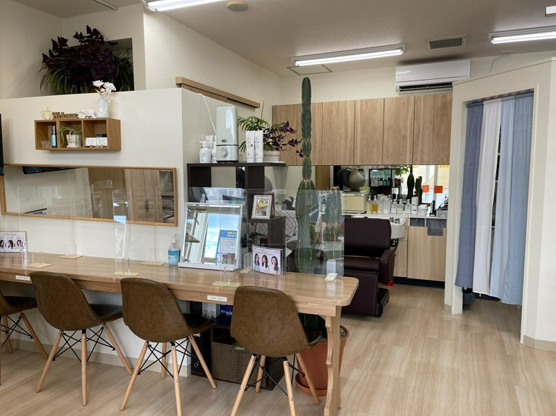 カミ―ノ 吉田店の写真5枚目：