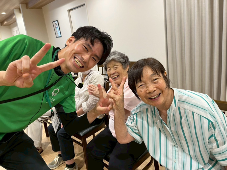 リハビリフィットネスデイサービス　東戸塚【2025年06月01日オープン】（介護職/ヘルパーの求人）の写真6枚目：自立された元気なご利用者様ばかりです！だから、介護はありません♪
