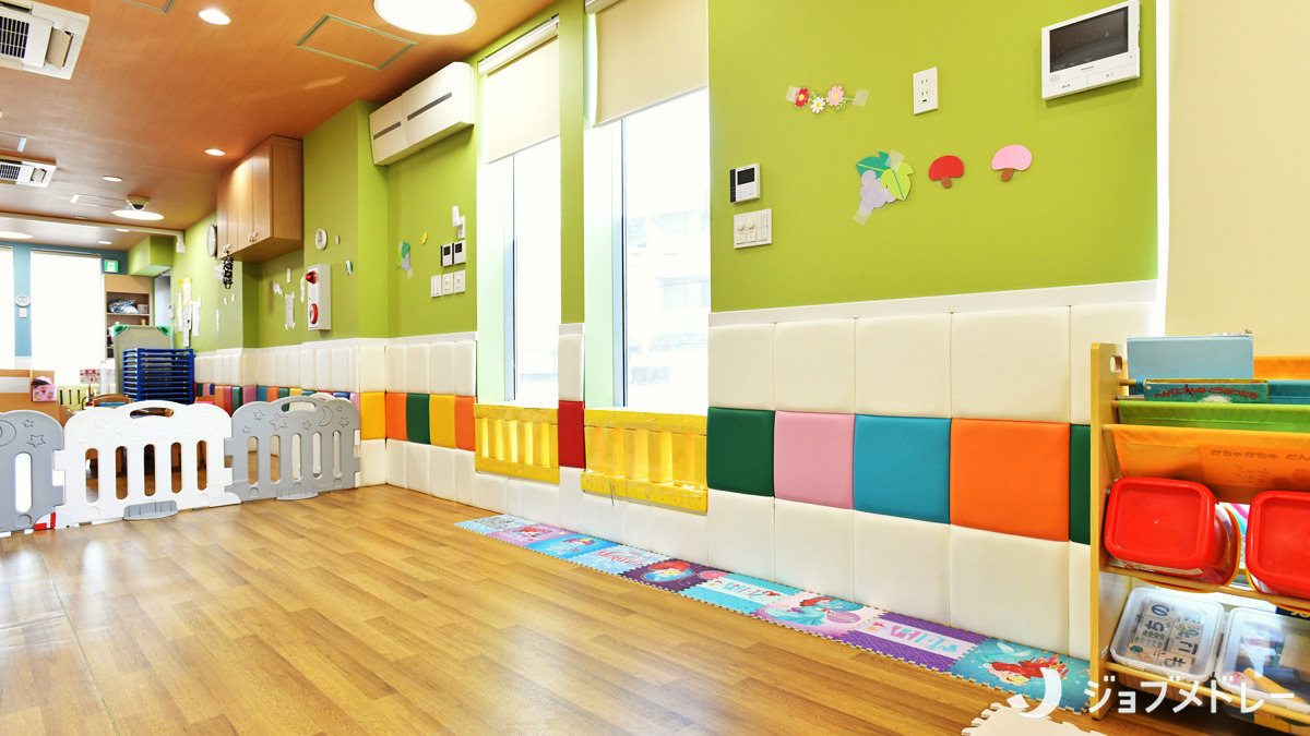 サンライズキッズ保育園　北区園の写真6枚目：スタッフの方のスキルアップやモチベーションアップに繋がるような待遇を整えています