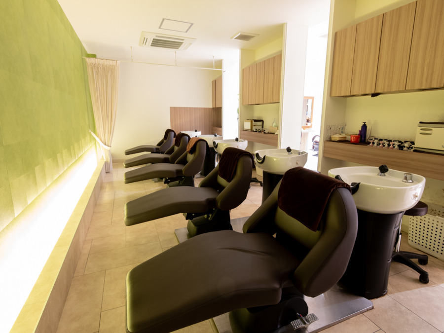 UNDER TREE GARDENの写真4枚目：