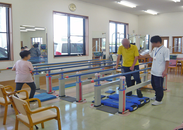 五島デイサ－ビス機能訓練センタ－（介護職/ヘルパーの求人）の写真3枚目：